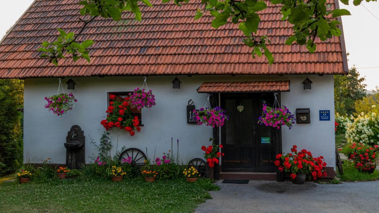 Holiday Home Gorski Lazi Trsce Exteriör bild